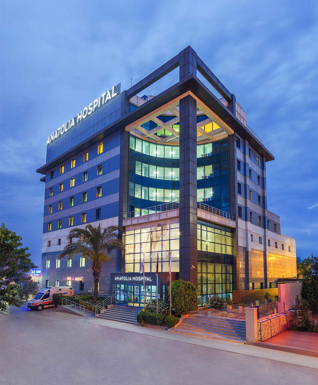 Anatolia Hospital Lara binası dış cephe