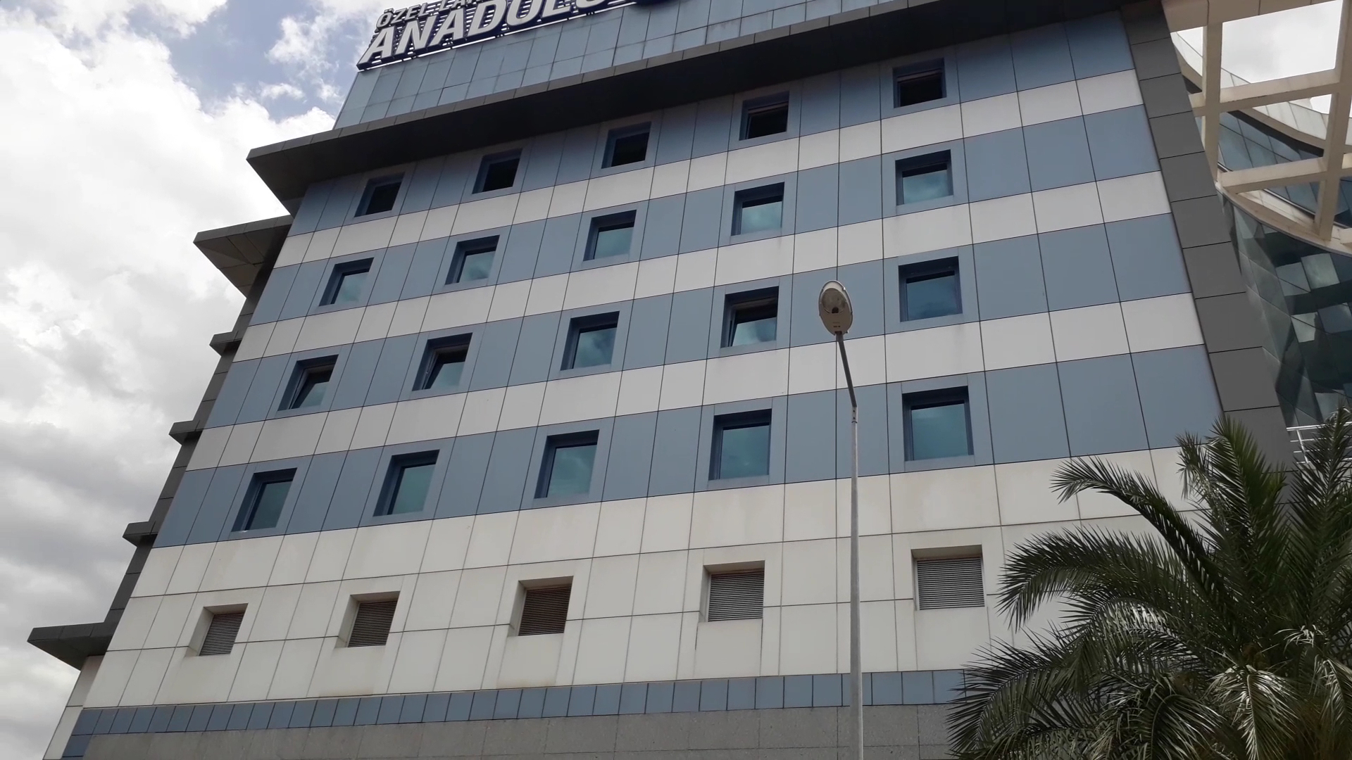 Anatolia Hospital Lara iç mekan